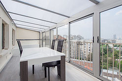 公寓  - 玻璃屋陽台