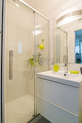 Apartment Paris 5° - Bathroom