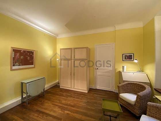 Very quiet living room furnished with 1 murphy bed(s) of 140cm, tv, 2 armchair(s), 4 chair(s)