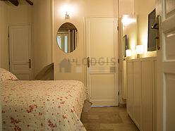 Appartement Paris 1° - Chambre