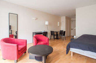Studio meublé n°11617537 34 m² Auteuil 1 390 € /mois 1 250 € /mois Disponible à partir du 20-10-2026 Paris 16°