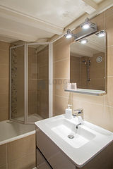 Wohnung Paris 1° - Badezimmer