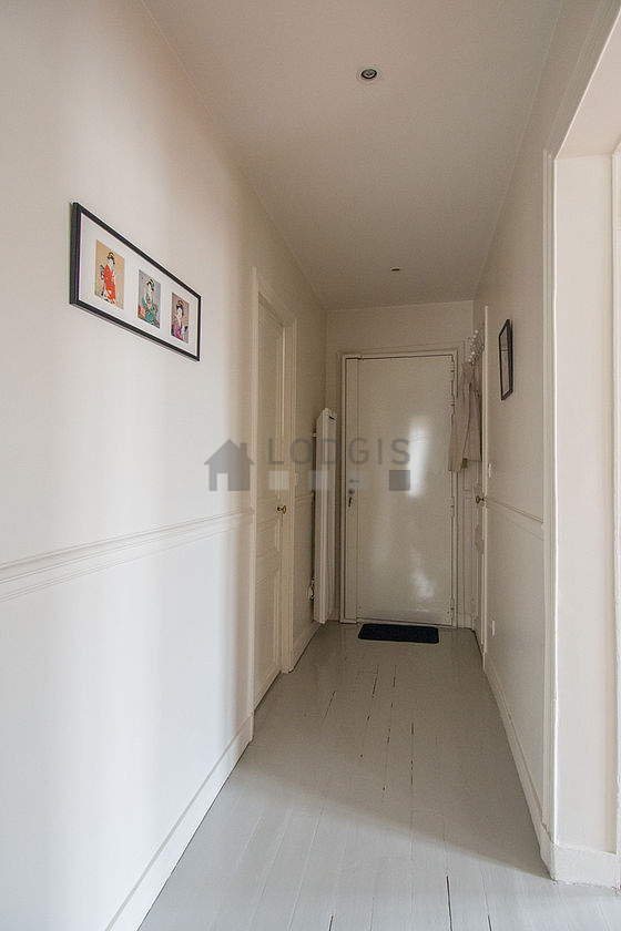 Beautiful entrance with wooden floor