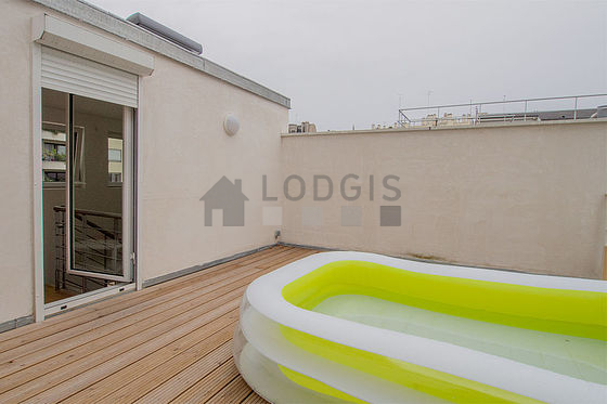 Terrasse équipée de 1 transat(s)