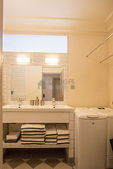 Appartement Paris 1° - Salle de bain