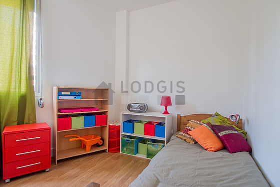 Bedroom facing the road