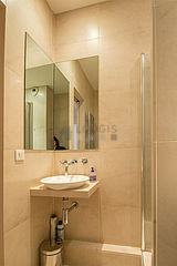 Apartment Paris 9° - Bathroom
