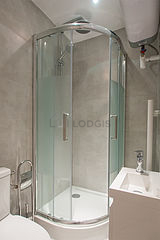 Apartment Paris 18° - Bathroom