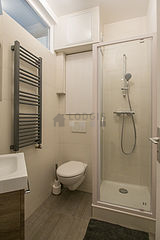 Apartment Paris 18° - Bathroom
