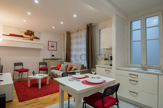 Living room facing the courtyard