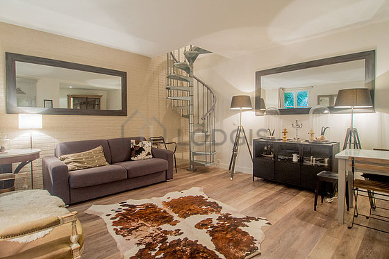 Living room facing the garden