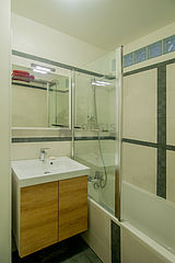 Apartment Paris 11° - Bathroom