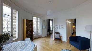 Paris 1° 2 bedroom Apartment