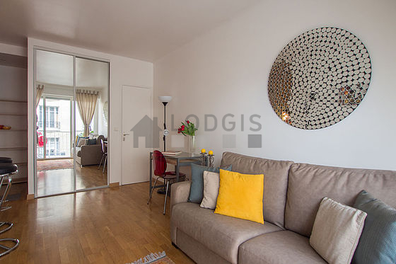 Beautiful entrance with wooden floor