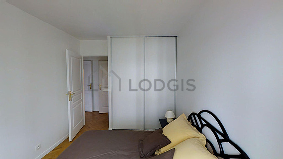 Very quiet bedroom for 2 persons equipped with 1 bed(s) of 140cm