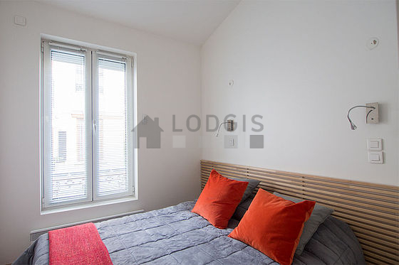 Very quiet bedroom for 2 persons equipped with 1 bed(s) of 140cm
