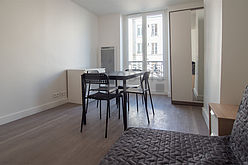 Apartment Paris 20° - Living room