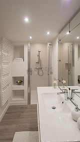 Apartment Paris 9° - Bathroom