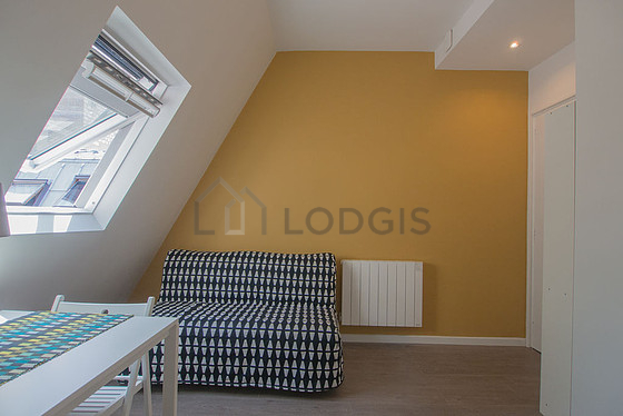 Beau séjour calme et lumineux d'un appartement à Paris