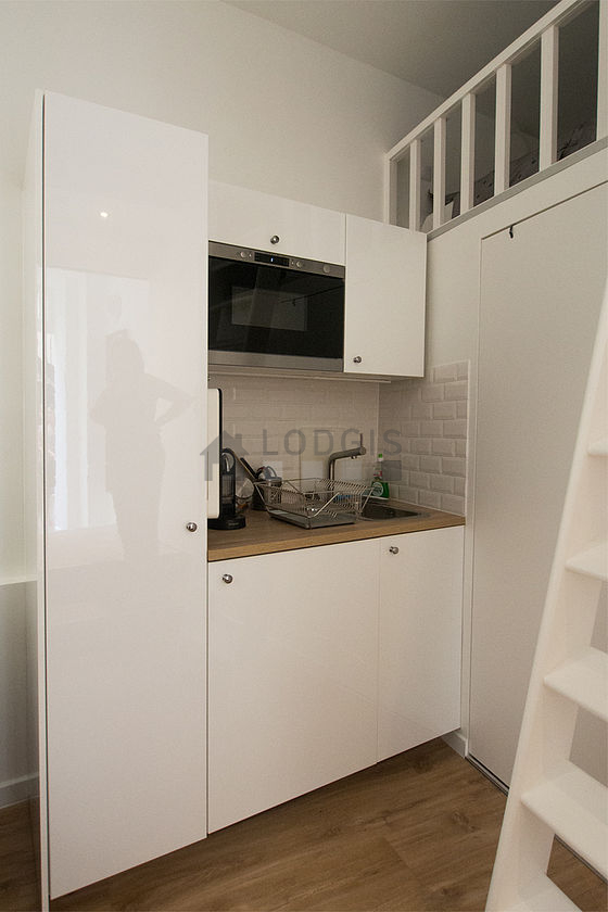Belle cuisine de 0m² avec du parquet au sol