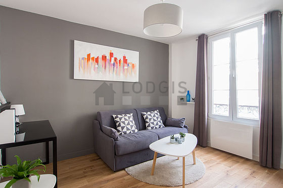 Very quiet living room furnished with 1 sofabed(s) of 140cm, tv, 1 chair(s)