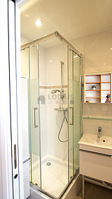 Apartment Paris 6° - Bathroom