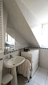 Apartment Paris 5° - Bathroom