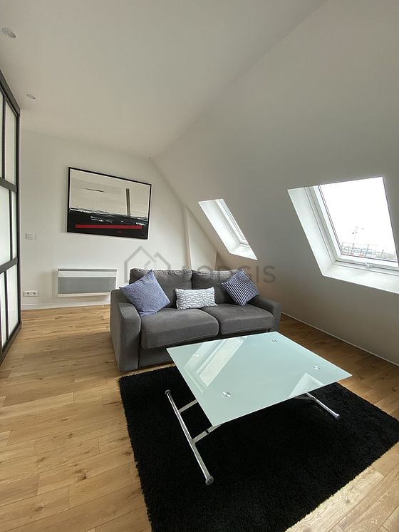 Magnifique séjour très calme et lumineux d'un appartement à Paris