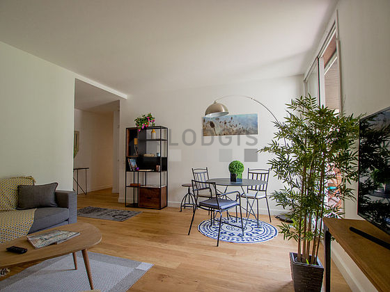 Living room facing the garden