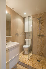 Apartment Paris 18° - Bathroom