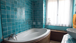 Apartment Paris 9° - Bathroom