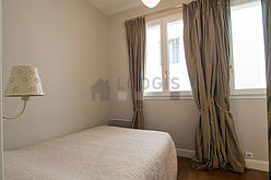 アパルトマン パリ 1区 - ベッドルーム