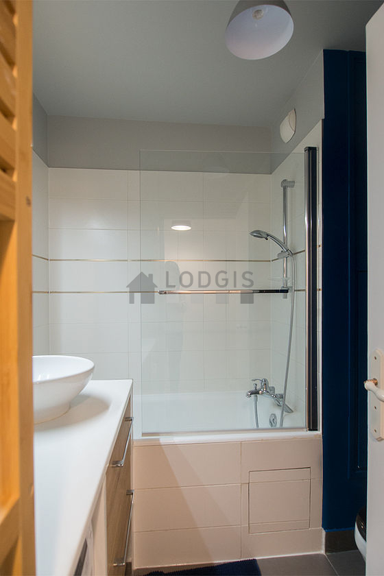 Pleasant bathroom with tile floor