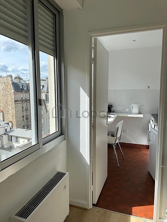 Magnifique séjour très calme et très lumineux d'un appartement à Paris