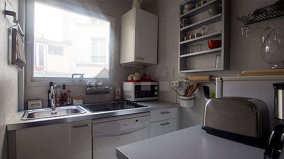 Beautiful kitchen of 2m² with tilefloor