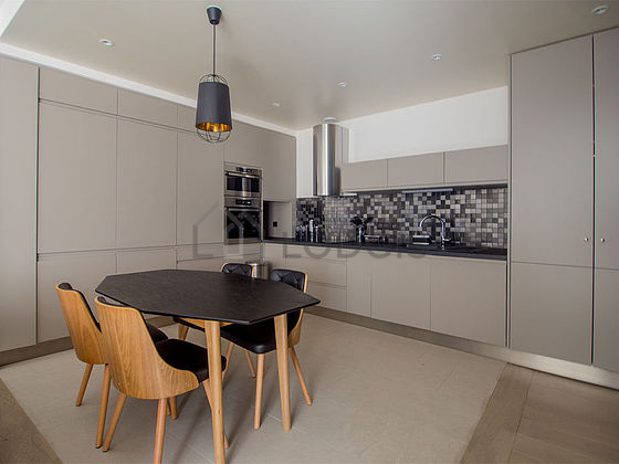 Appartement Paris 8° - 