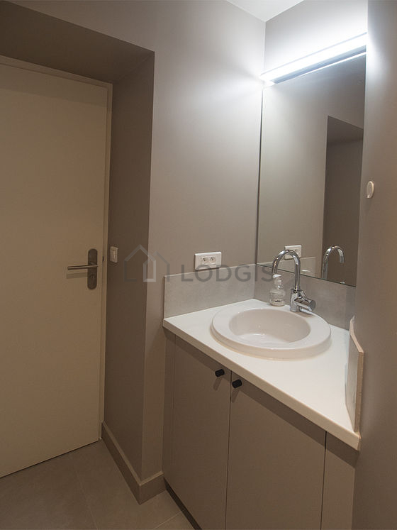 Appartement Paris 8° - 