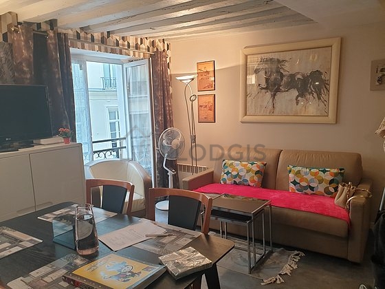 Beau séjour calme et lumineux d'un appartement à Paris