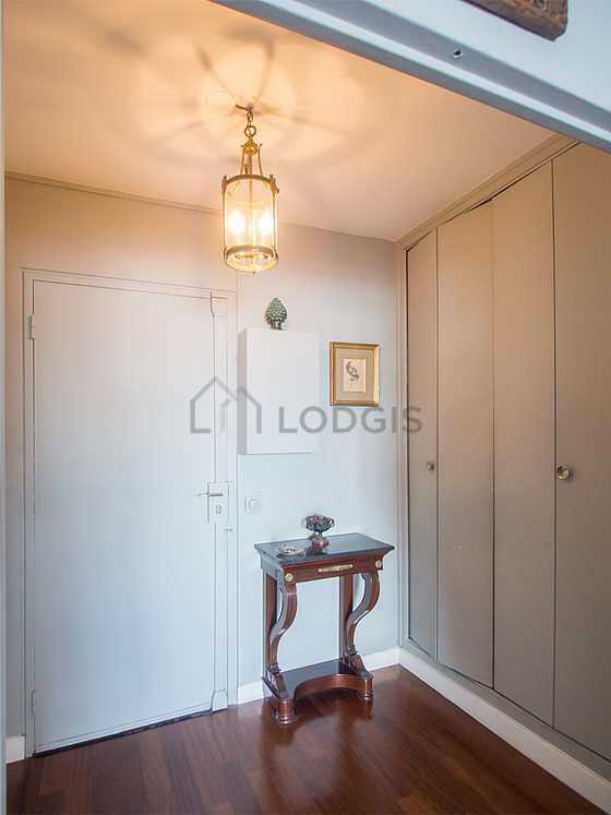 Entrance with wooden floor