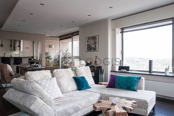 Very quiet living room furnished with 1 sofabed(s) of 160cm, tv, dvd player, 1 armchair(s)