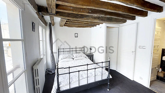 Chambre donnant sur cour