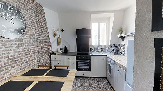 Great kitchen of 9m² with wooden floor