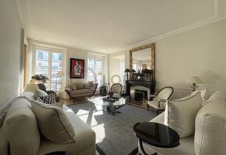 Rue du Bac Paris 7° 2 bedroom Apartment