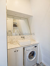 Apartment Paris 5° - Bathroom