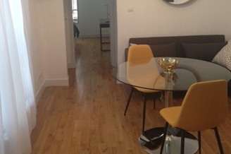 Saint Lazare Paris 8° 1 quarto Apartamento