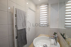 Apartment Paris 17° - Bathroom
