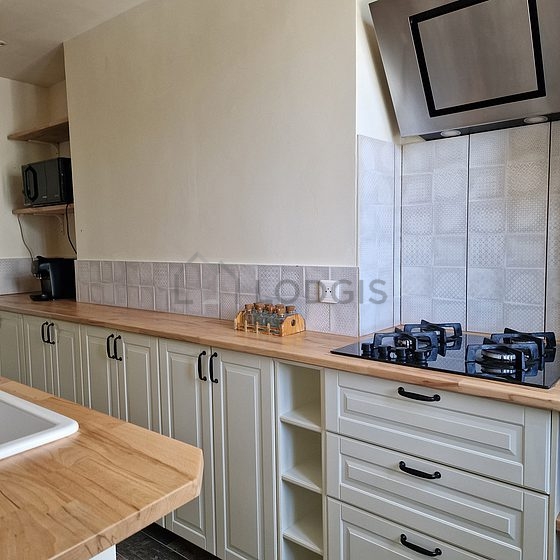 Great kitchen of 7m² with tile floor
