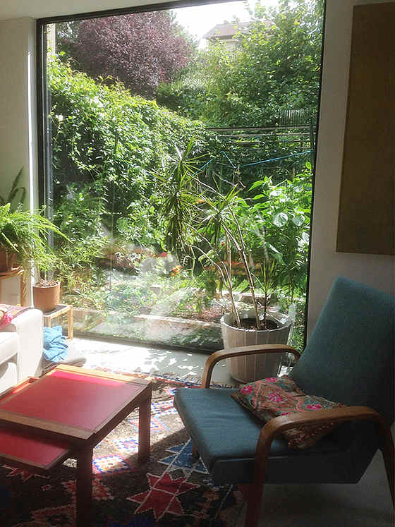 Séjour très calme équipé de chaine hifi, 1 fauteuil(s), 1 chaise(s)