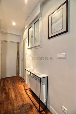 Very beautiful entrance with wooden floor