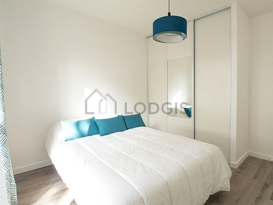 Bedroom with windows